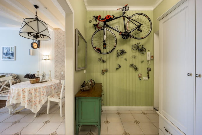 ποδήλατο στον τοίχο