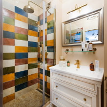 חדר מקלחת מאריחים: סוגים, אפשרויות להנחת אריחים, עיצוב, צבע, צילום בפנים חדר האמבטיה -8