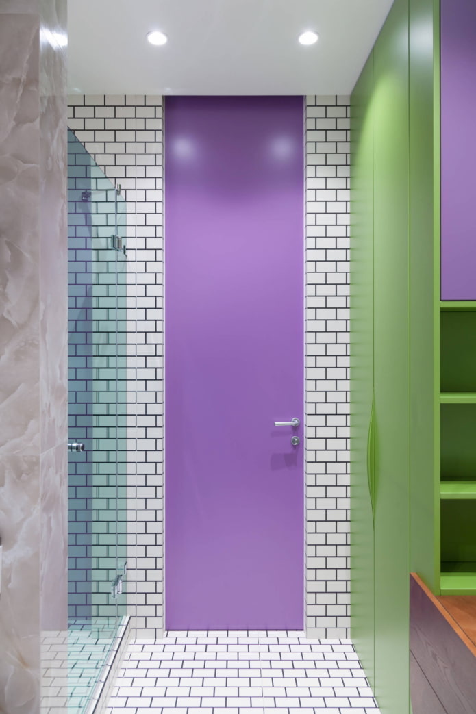 Βιολετί πράσινο μπάνιο
