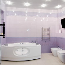 紫とライラックのバスルーム：組み合わせ、装飾、家具、配管、装飾-3