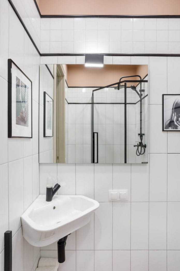 világos fürdőszoba modern stílusban