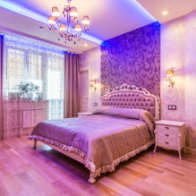 Gyönyörű lila hálószoba a belső térben-2