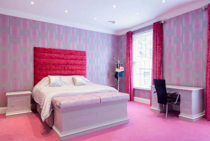 rózsaszín és lila hálószoba belső