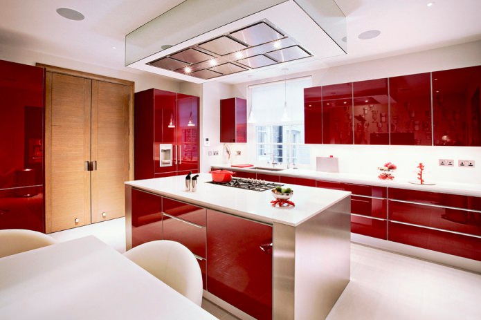 cucina moderna nei colori rosso e bianco