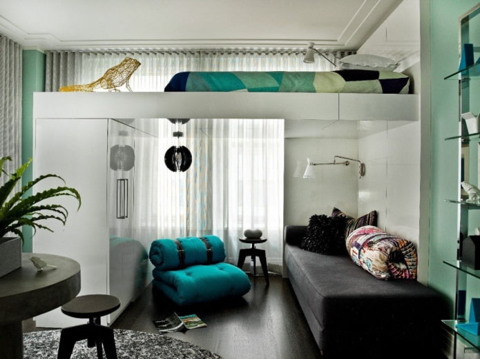 Krevet ispod stropa: preporuke za odabir, vrste, dizajn, fotografije u različitim stilovima