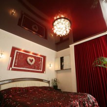 Spanplafonds in de slaapkamer: 60 moderne opties, foto in het interieur-1