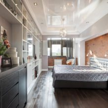 Soffitti tesi nella camera da letto: 60 opzioni moderne, foto all'interno-25