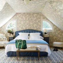 Tapetai ant lubų: tipai, dizaino idėjos ir brėžiniai, spalva, kaip klijuoti lubų tapetus-6