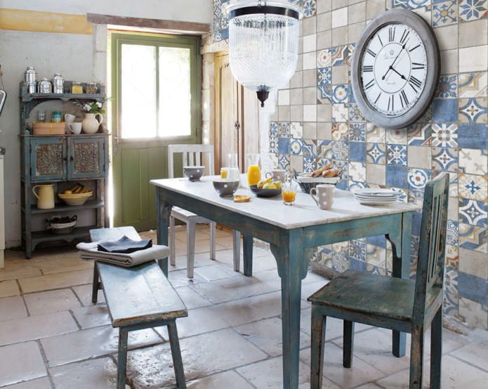 Retro stijl keuken patchwork tegels