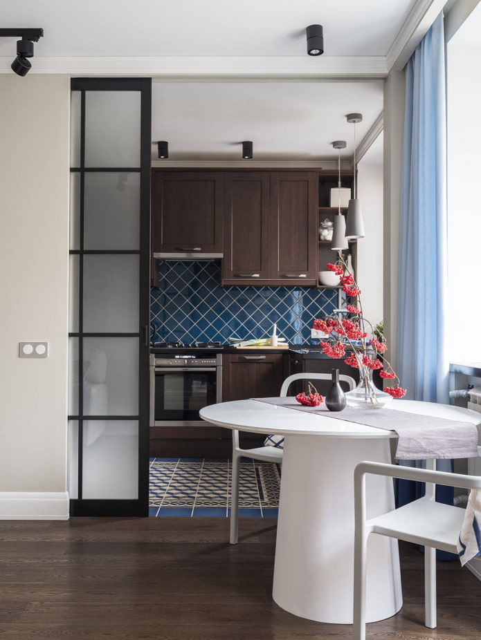 Krusciov progetta 2 stanze adiacenti - cucina e soggiorno