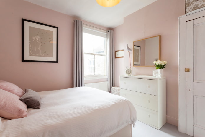 slaapkamer interieur in roze tinten