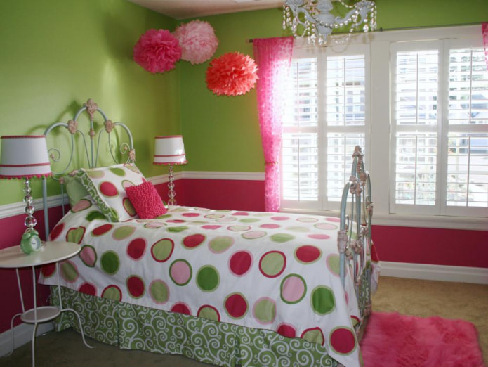 interni verde chiaro-rosa