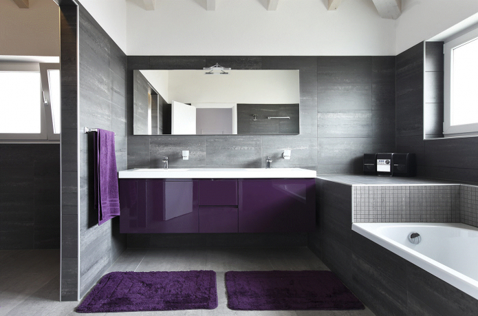 interior design nei toni del grigio-viola