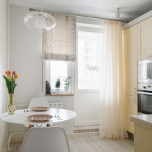 Zavjese za kuhinju s balkonskim vratima - moderne mogućnosti dizajna -3