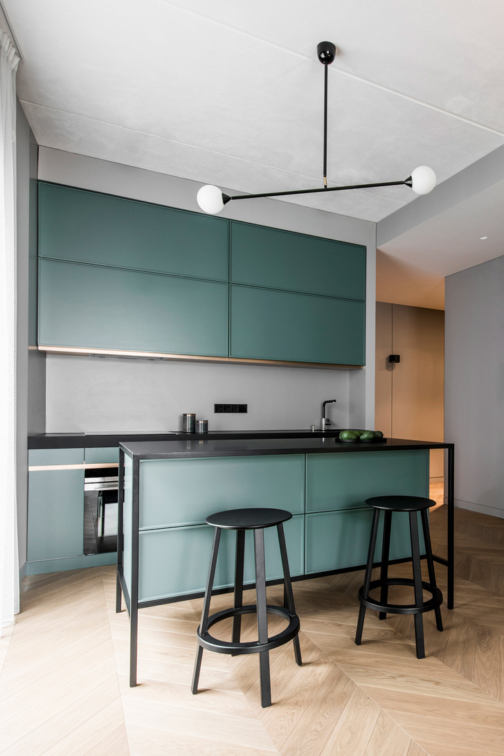 tak på kjøkkenet i stil med minimalisme - foto
