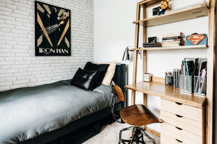 bureau in het interieur in loftstijl