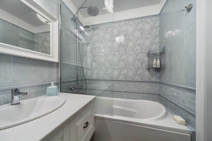 pilko atspalvio mažo vonios kambario dizainas
