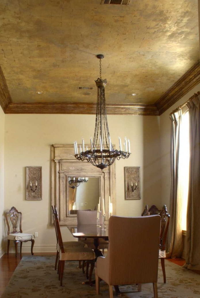 Venecijanska ukrasna žbuka na stropu