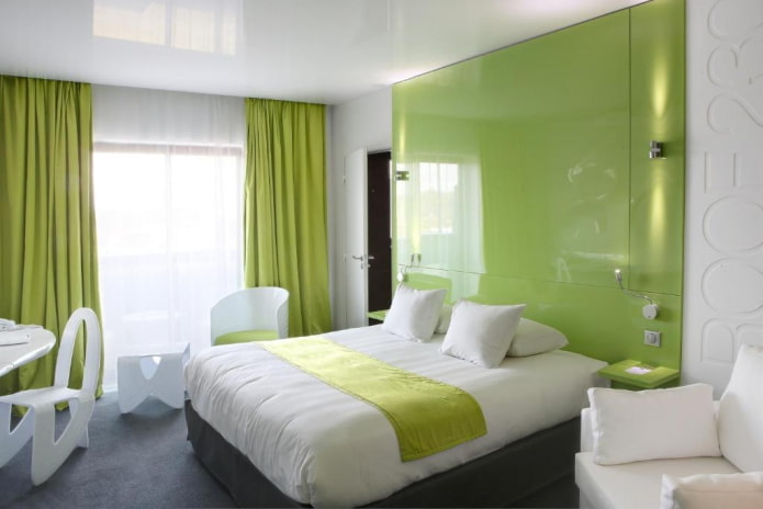 שילוב צבעים בפנים חדר השינה בגוונים ירוקים