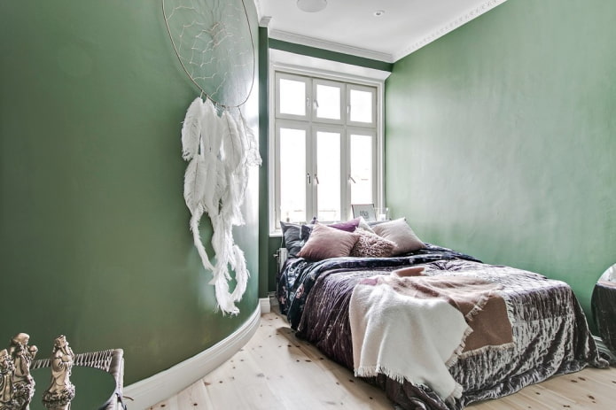 לקשט את חדר השינה בצבעים ירוקים