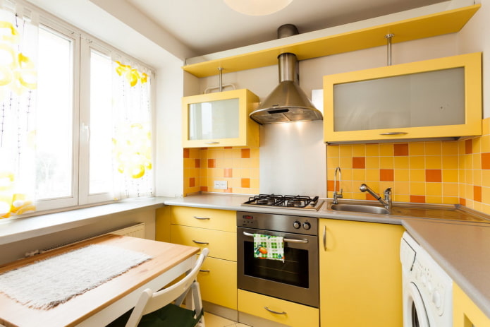Κίτρινη κουζίνα: σχεδιαστικά χαρακτηριστικά, πραγματικά παραδείγματα φωτογραφιών, συνδυασμοί