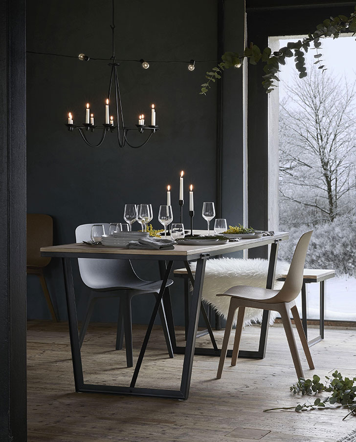 Zdjęcie - Czarny żelazny kandelabr IKEA Vossad na 10 świec